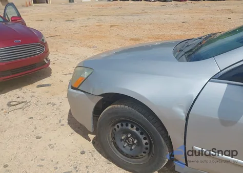 2005 Honda Accord 2.4 Lx z USA, uszkodzony, nr VIN 1HGCM56475A080358